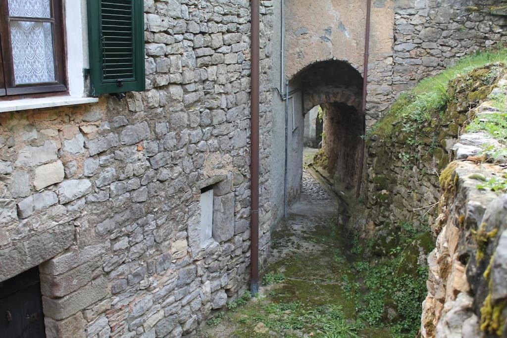 Casa Nel Borgo Antico Villa Quaratica Esterno foto
