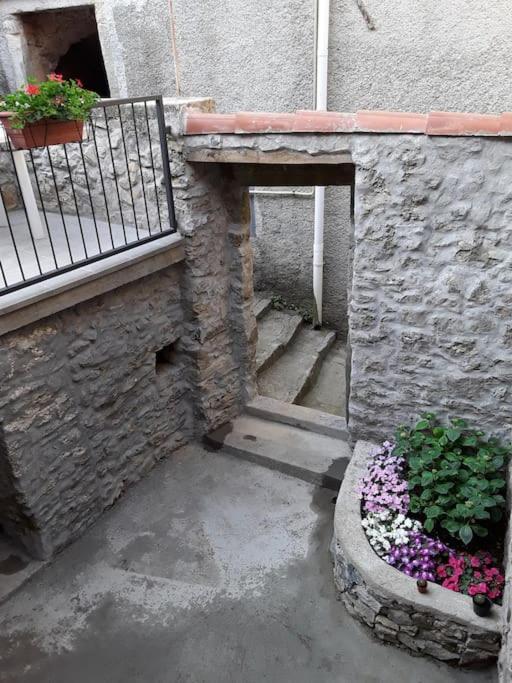 Casa Nel Borgo Antico Villa Quaratica Esterno foto