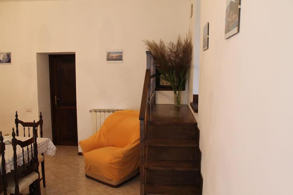 Casa Nel Borgo Antico Villa Quaratica Esterno foto