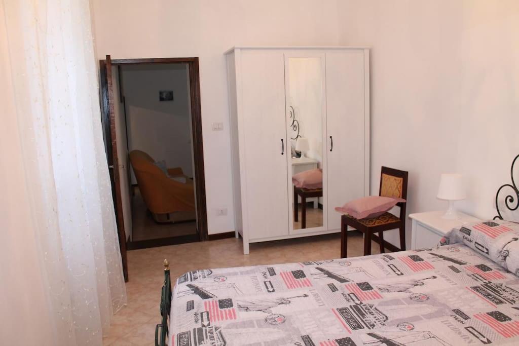 Casa Nel Borgo Antico Villa Quaratica Esterno foto
